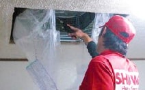 業務用エアコンの定期的な分解洗浄サービス